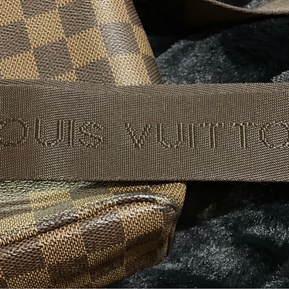 🔥Sale Louis Vuitton pre-loved good condition.🔥 - Picture 8 of 16